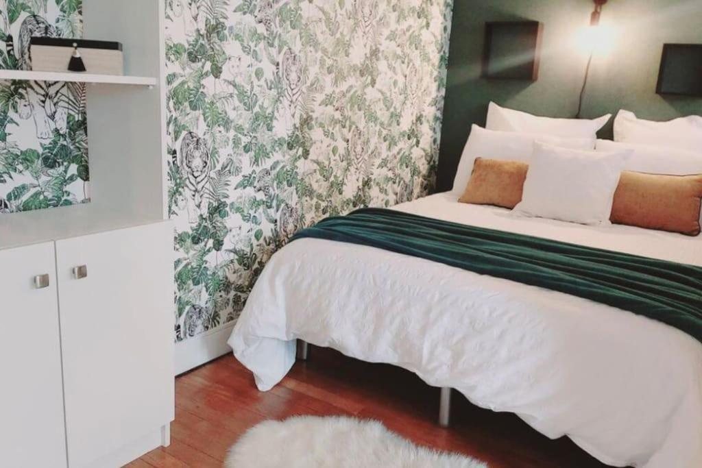 T1 Cocooning A L'Hotel De Ville Charleville-Mezieres Ngoại thất bức ảnh